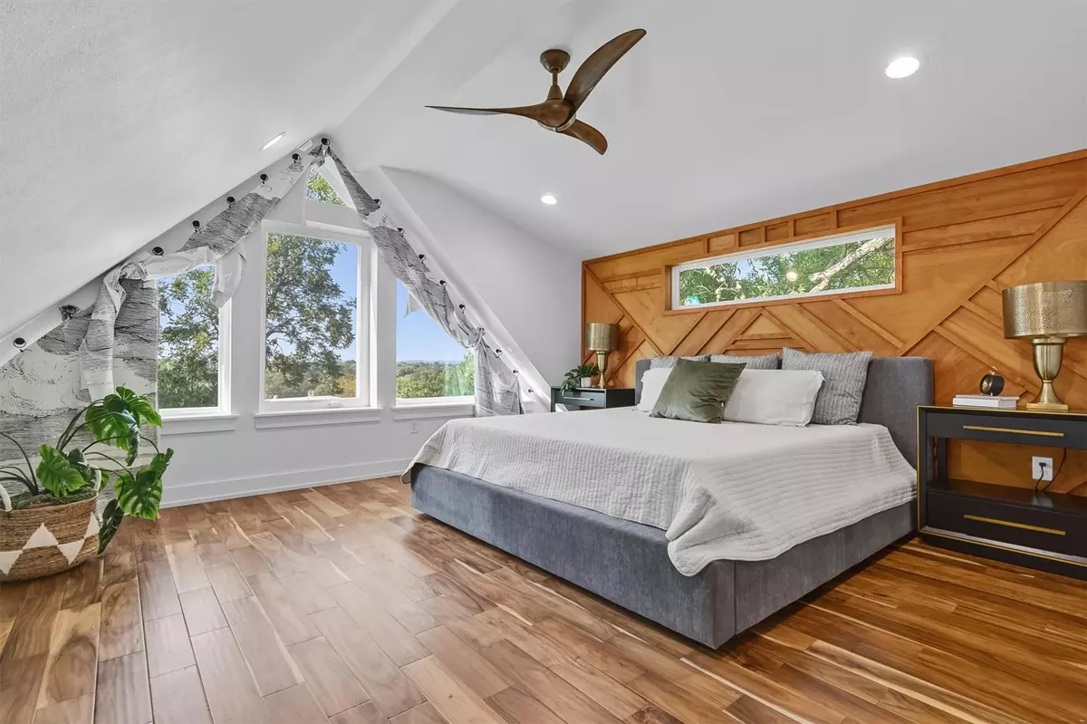 Austin, TX 78702,2712 Oak Springs DR #A