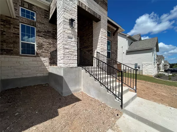 Austin, TX 78738,7608 Montage DR