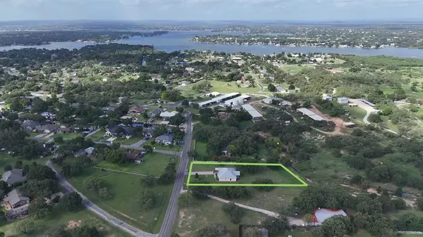 Marble Falls, TX 78654,416 Highland DR