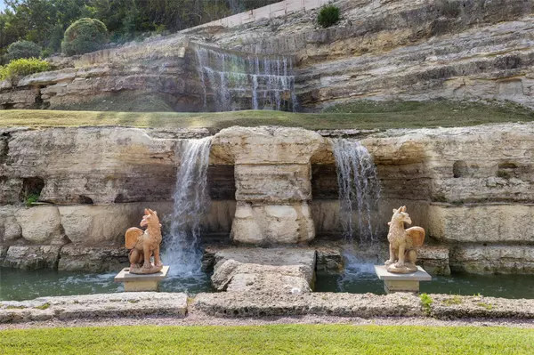 Austin, TX 78732,12400 Cedar ST