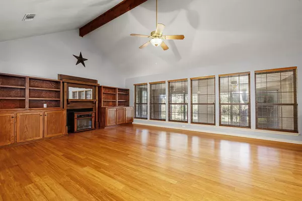 New Braunfels, TX 78132,29344 Fm 3009