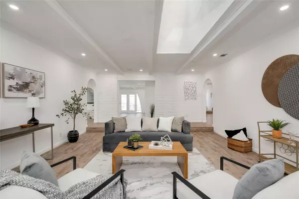 Austin, TX 78731,4202 N Hills DR