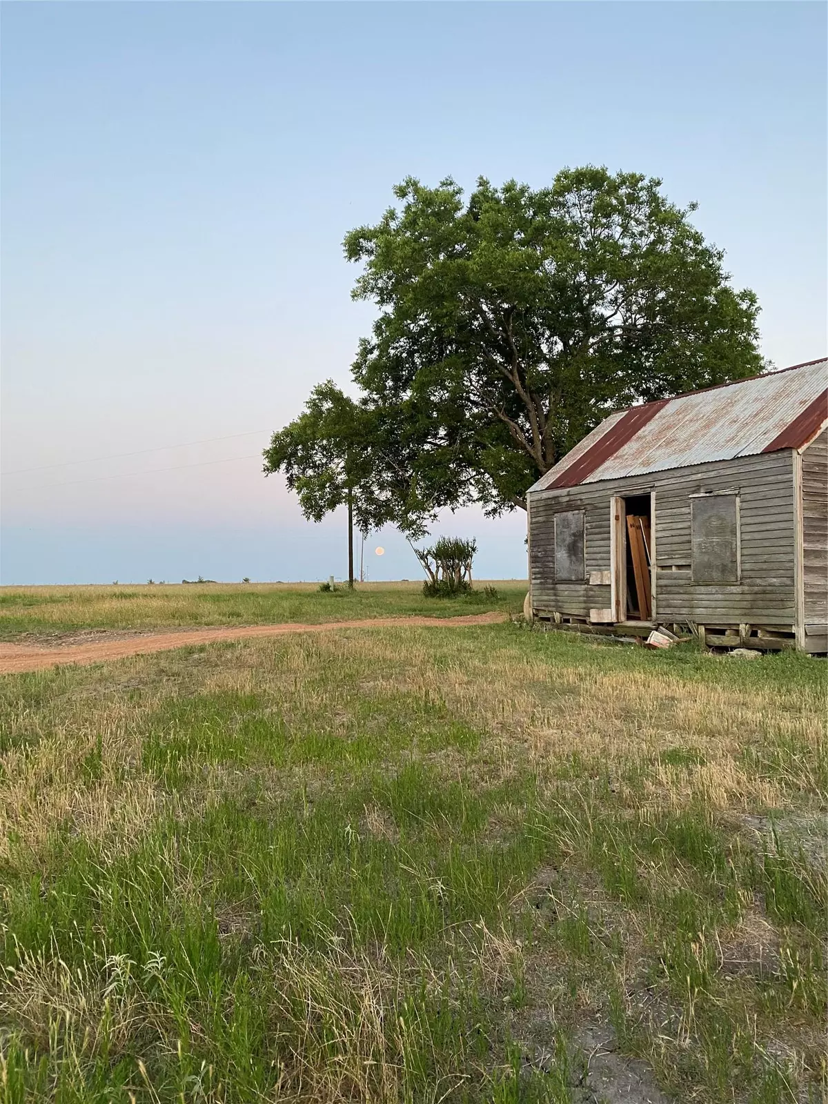 La Grange, TX 78945,939 Knape RD