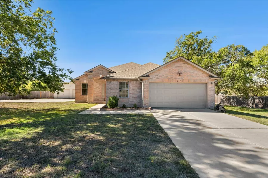 207 Calle Largo, Kyle, TX 78640