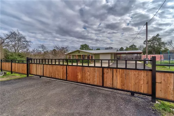 119 Tower View ST, Bastrop, TX 78602