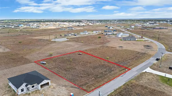 204 Alonzo DR, Del Valle, TX 78617