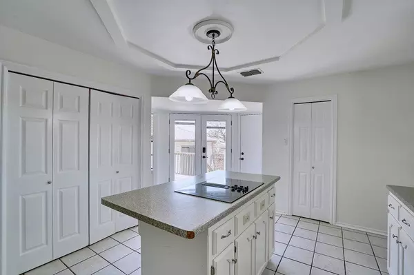 Austin, TX 78750,6501 Cascada DR