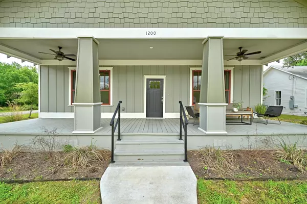 Lockhart, TX 78644,1200 Woodlawn ST