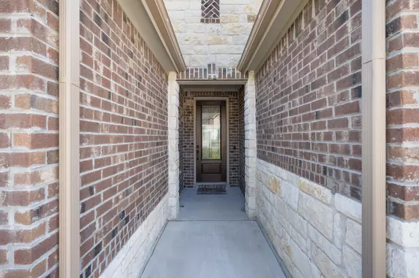 Spicewood, TX 78669,22212 Coyote Cave TRL