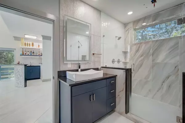 Bastrop, TX 78602,146 Shadow Oak Dr DR