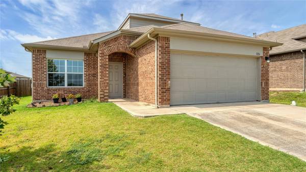 326 Dusky Thrush DR,  Kyle,  TX 78640