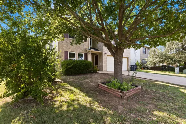 617 Riverway LN, Leander, TX 78641