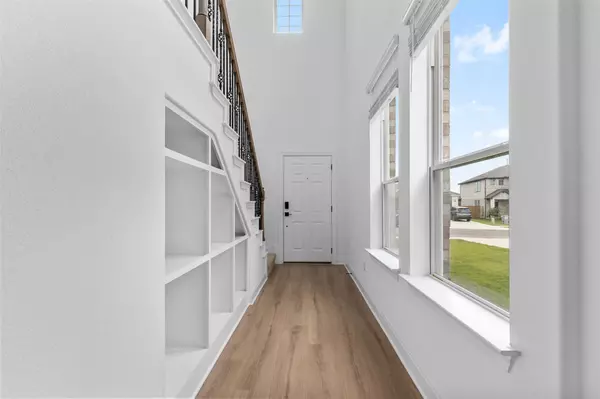 214 Queen Top Sail WAY, Kyle, TX 78640