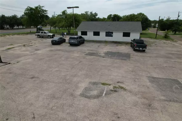 Cedar Park, TX 78613,203 W New Hope DR