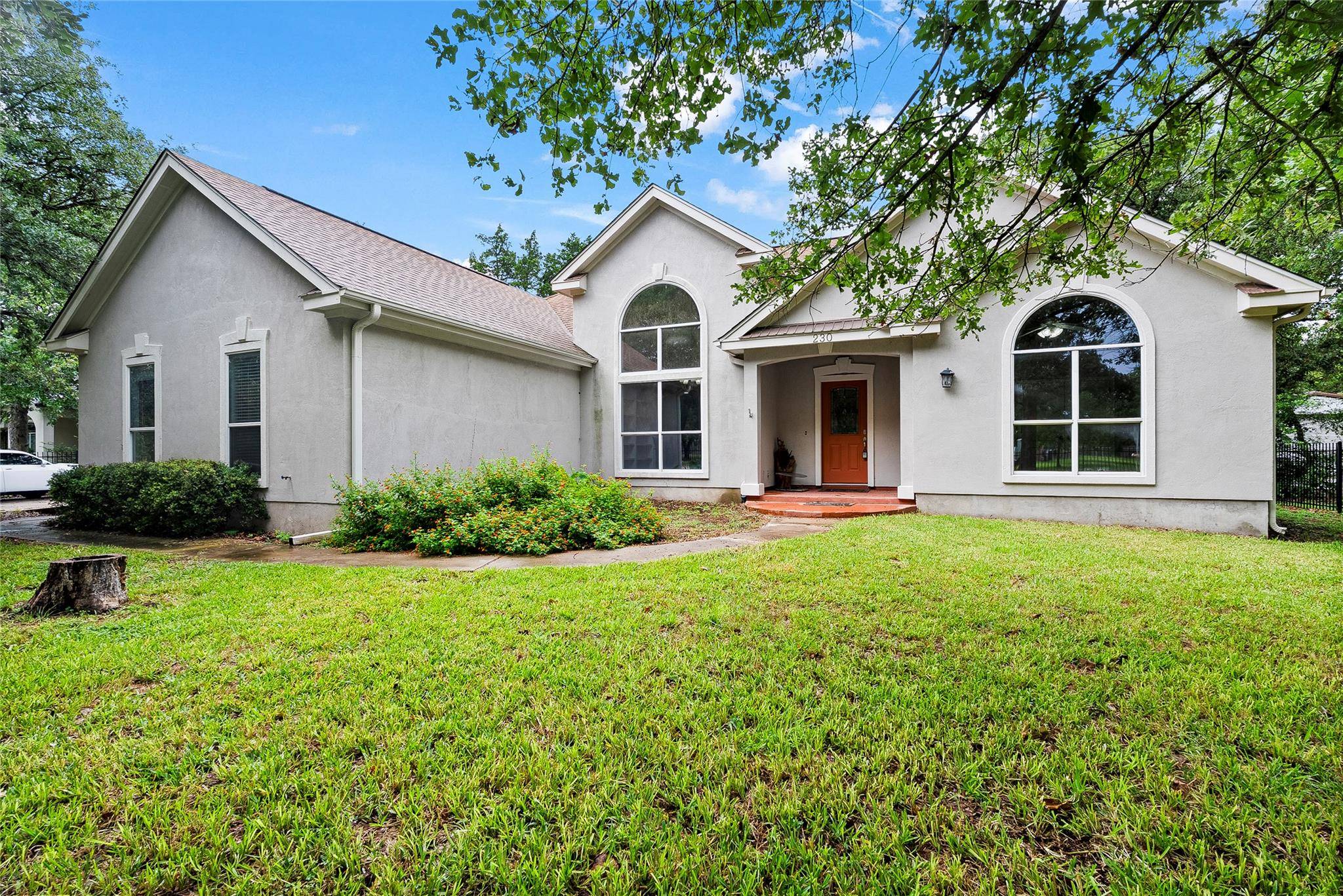 Elgin, TX 78621,230 Cedar Hills DR