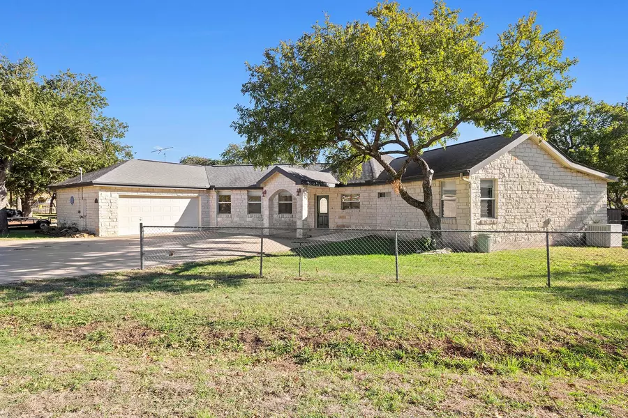 100 Agarita DR, Burnet, TX 78611