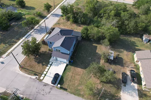 Taylor, TX 76574,805 E 2nd ST