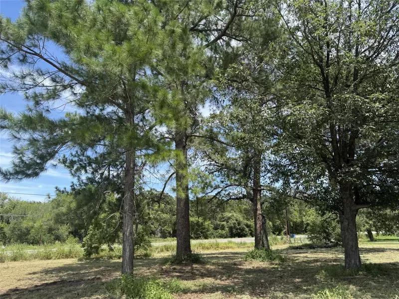 9400 Stockdale HWY, Seguin, TX 78155