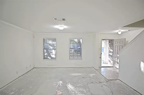 New Braunfels, TX 78130,3050 Button Ball