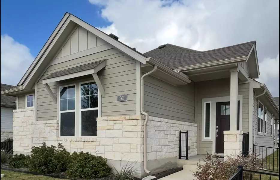 201 Pinnacle LN, Kyle, TX 78640