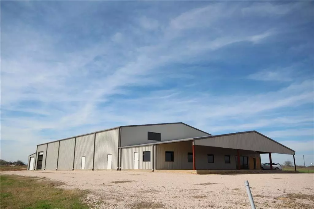 Lexington, TX 78947,8403 N Highway 77