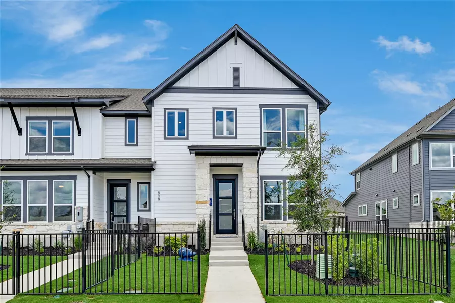 511 Emory Crossing BLVD, Hutto, TX 78634
