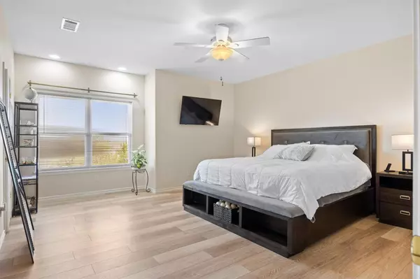 Cottonwood Shores, TX 78657,104 Kings Way DR