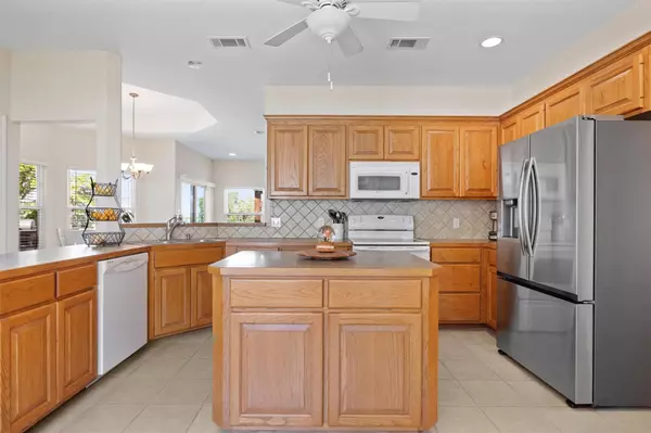 Cottonwood Shores, TX 78657,104 Kings Way DR