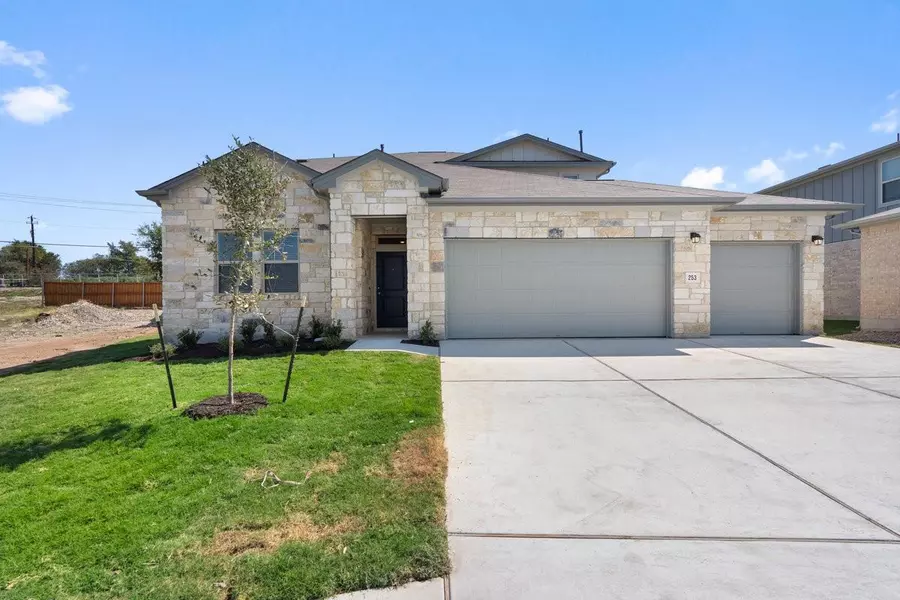 253 Dogvane CIR, Kyle, TX 78640