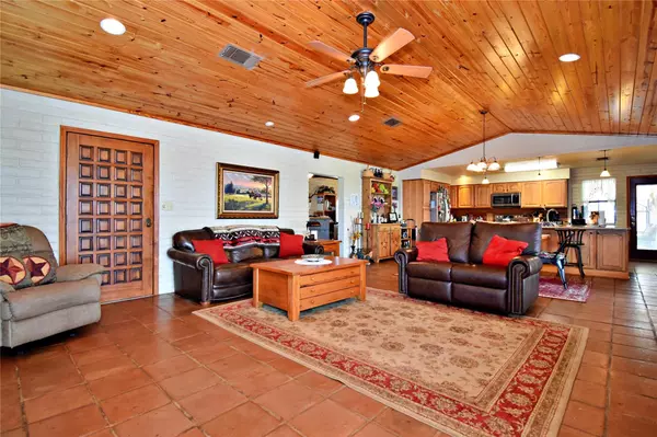 San Marcos, TX 78666,4513 Center Point RD