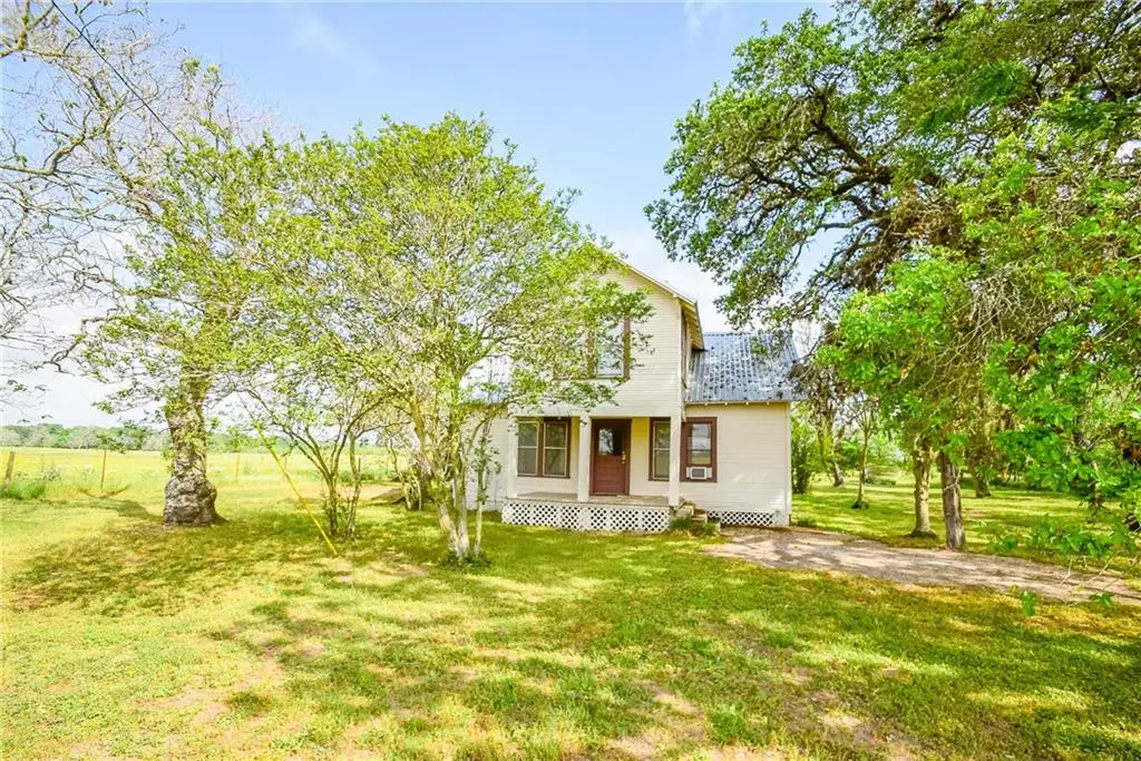 La Grange, TX 78945,4501 Mullins Prairie LOOP