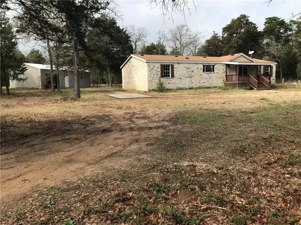 Rosanky, TX 78953,1231 Peach Creek RD