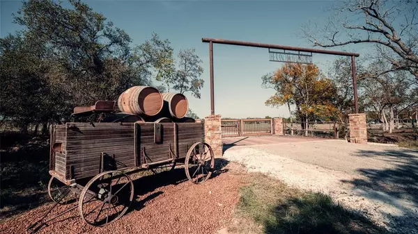 Long Cask W US HWY 290, Johnson City, TX 78636