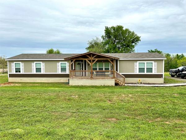 705 Thompson RD, Dale, TX 78616