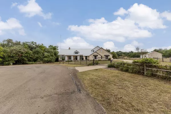 Liberty Hill, TX 78642,300 Little Gabriel River DR