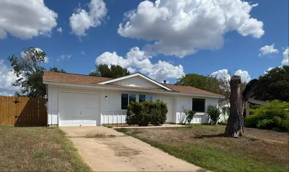 Austin, TX 78744,6205 Aviary CV