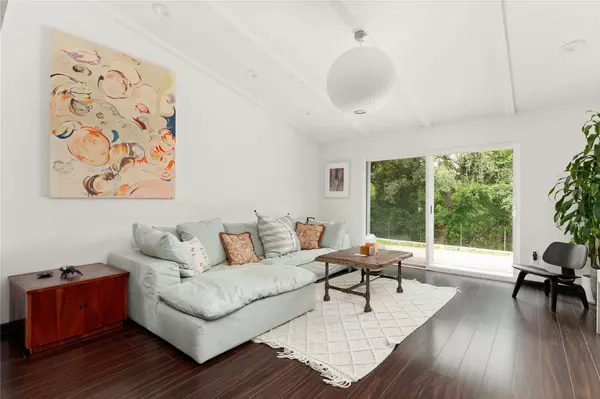 Austin, TX 78745,705 Battle Bend BLVD