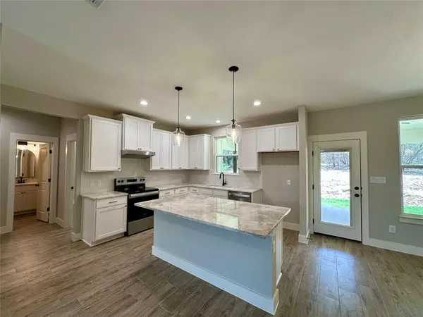 Wimberley, TX 78676,15 Persimmon DR