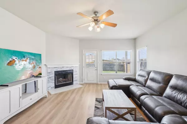 Hutto, TX 78634,211 Almquist ST