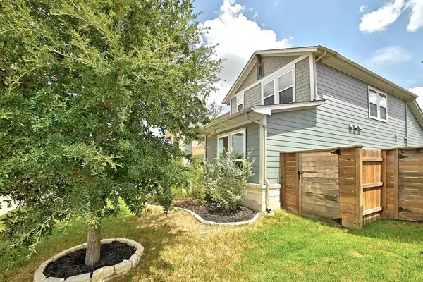 Austin, TX 78744,8117 Bestride BND