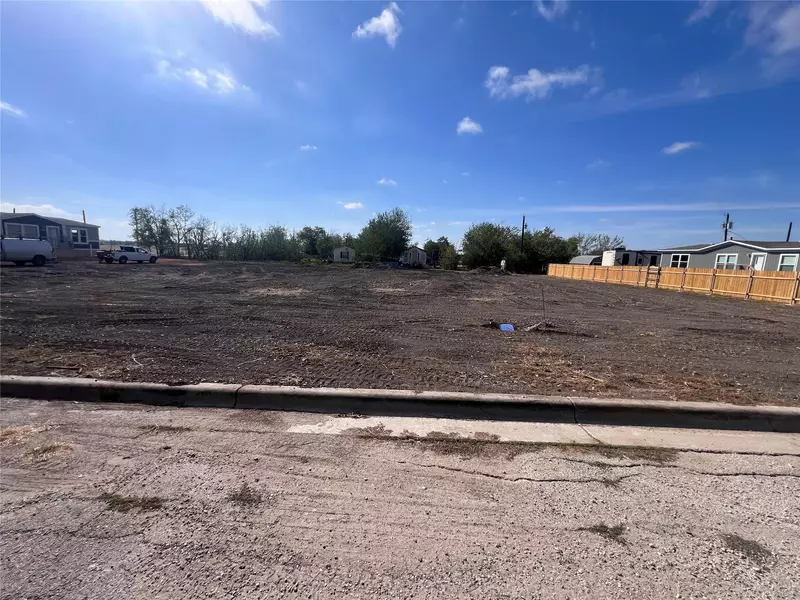 704 E Pecan ST, Granger, TX 76530