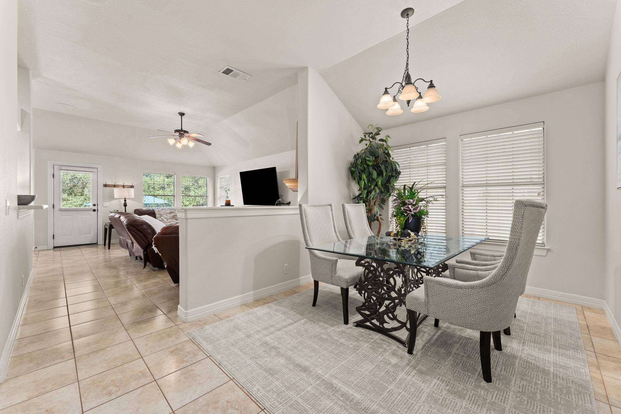 Spicewood, TX 78669,202 Dunkeld DR