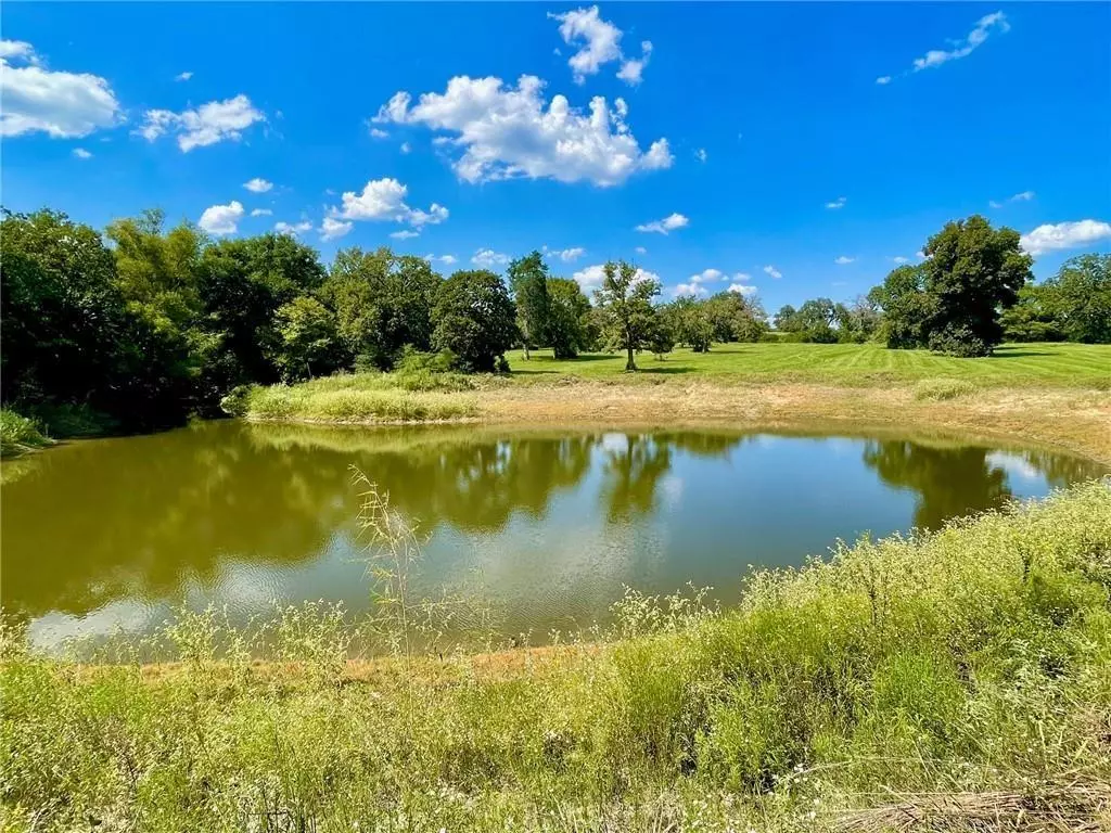 Franklin, TX 77856,4830 Camp Creek Cemetery RD