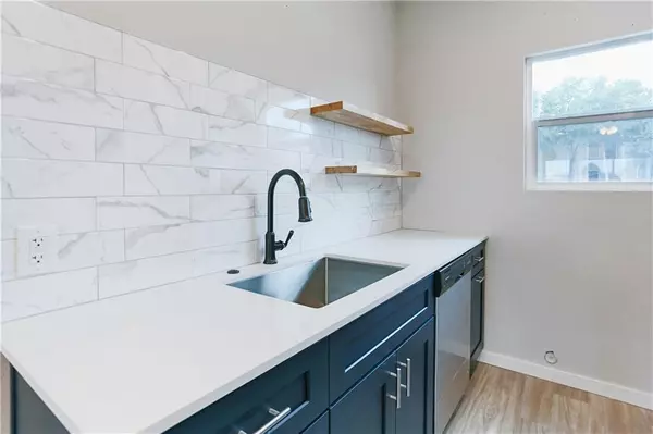 Austin, TX 78748,9504 Menchaca RD #B