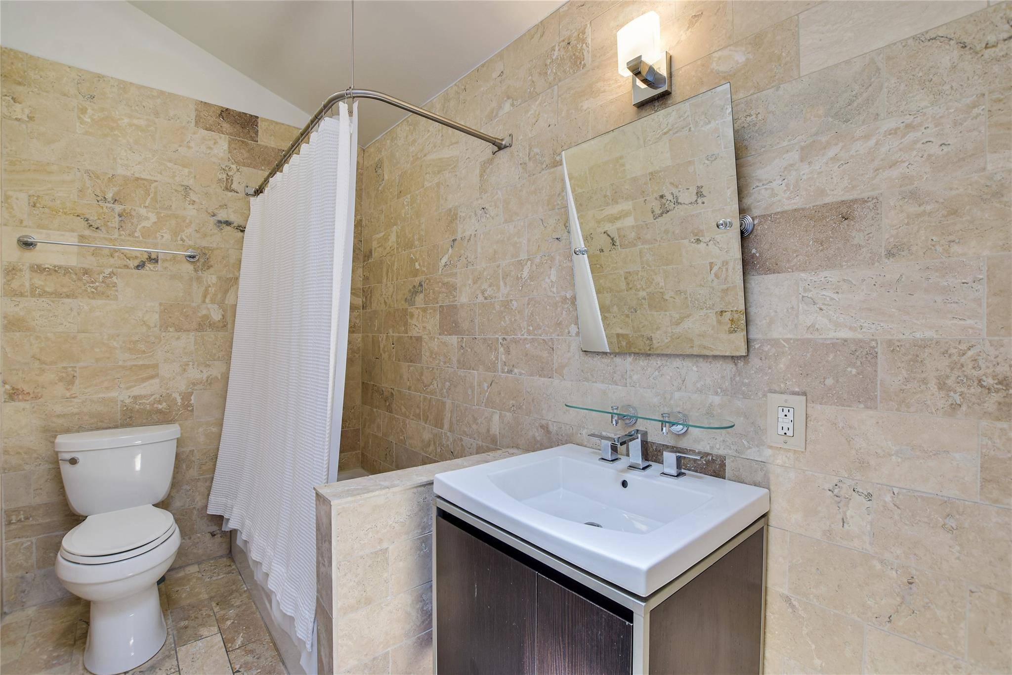 Austin, TX 78731,7122 Wood Hollow DR #102