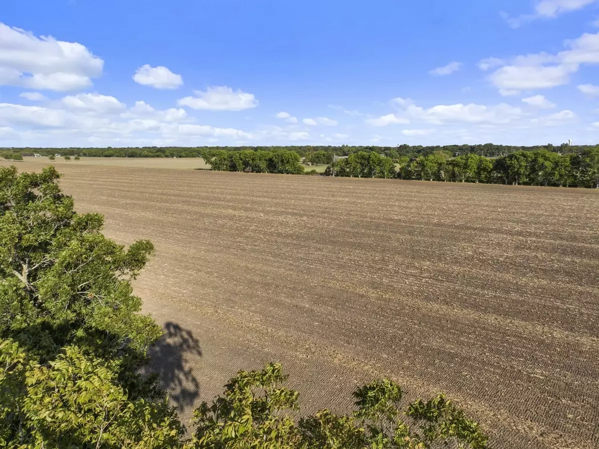 Mcqueeney, TX 78130,7201 Fm 725