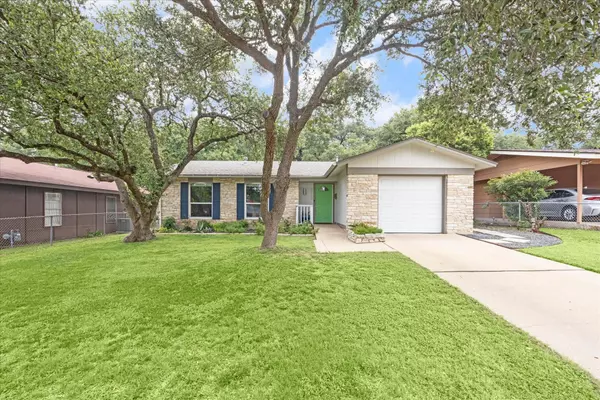 5813 Garden Oaks DR,  Austin,  TX 78745