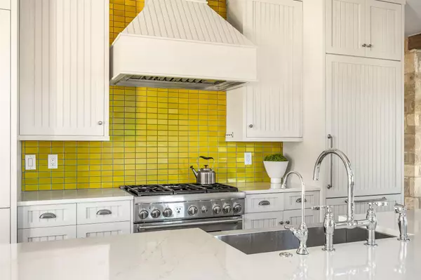 Fredericksburg, TX 78624,65 Riviera CV