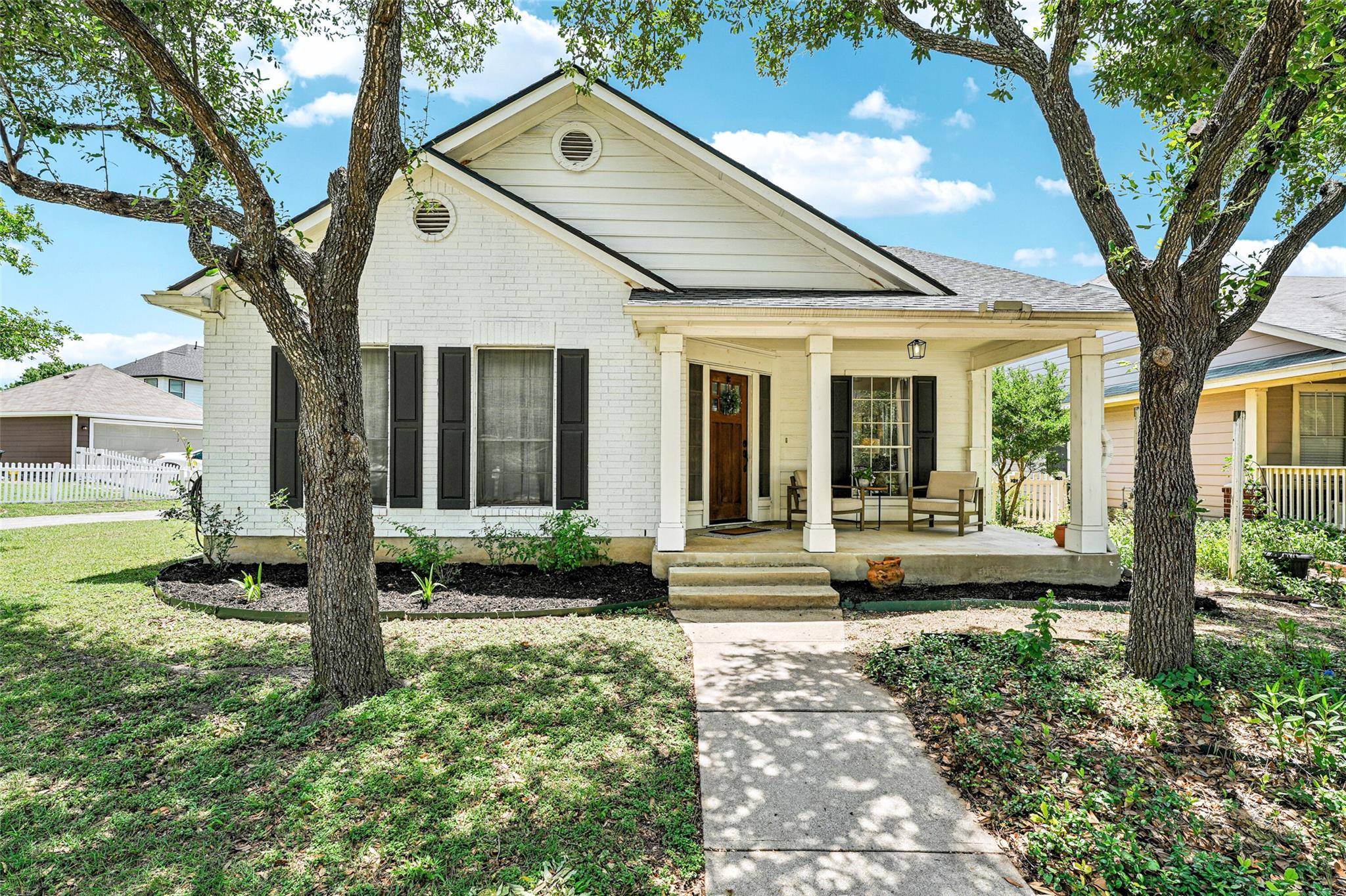 5962 Steiner,  Kyle,  TX 78640