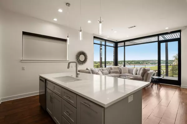 Leander, TX 78645,1101 Ivean Pearson RD #E201